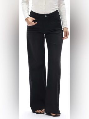 NWT Oneso Black High-Waist Wide Leg Stretch Jeans 24
